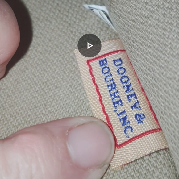 Vintage Dooney & Bourke Tan and Black Shoulder Bag - Picture 8 of 8